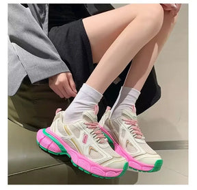 Zapatillas ortopédicas vulcanizadas de moda para mujer.
